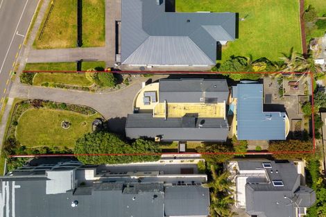 Photo of property in 190 Marine Parade, Mount Maunganui, 3116