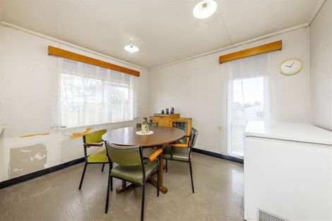 Photo of property in 115 Kitchener Road, Waiuku, 2123