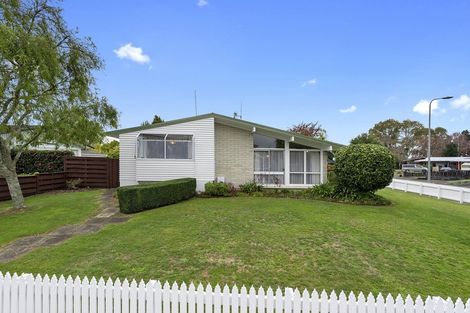 Photo of property in 40 Rutherford Street, Chedworth, Hamilton, 3210