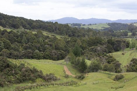 Photo of property in 158 Kereru Lane, Kaiwaka, 0573