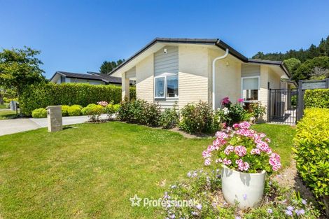 Photo of property in 13 Somerby Mews, Silverstream, Upper Hutt, 5019