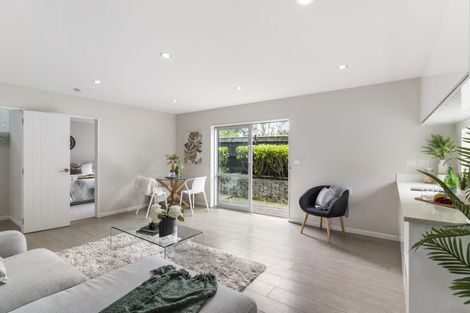 Photo of property in 17 Richard Avenue, Bucklands Beach, Auckland, 2014