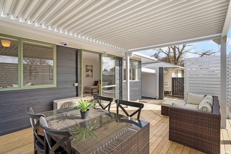 Photo of property in 10a Cramond Drive, Mangere East, Auckland, 2024