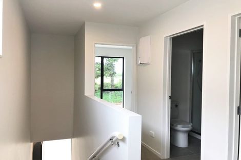 Photo of property in 12 Whai Hua Lane, Mangere Bridge, Auckland, 2022