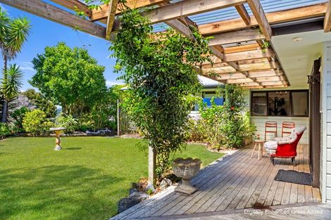 Photo of property in 7 Prospect Street, Russell, 0202