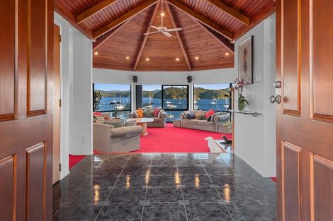 Photo of property in 14 Kakapu Road, Okiato, Russell, 0272