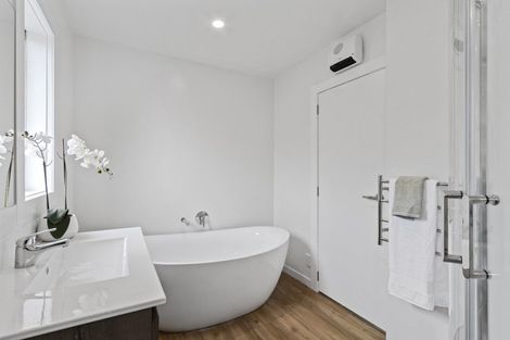 Photo of property in 40 Bower Avenue, New Brighton, Christchurch, 8083