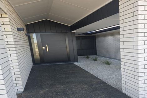 Photo of property in 2 Keri Rua Road, Leamington, 3495