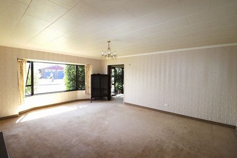 Photo of property in 12 Warwick Place, Springvale, Whanganui, 4501