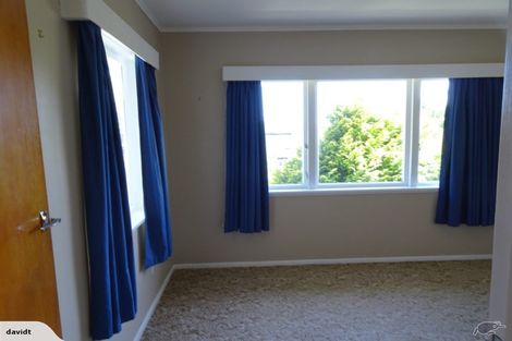Photo of property in 1 Mace Street, Island Bay, Wellington, 6023