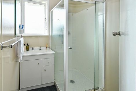 Photo of property in 36 Courtenay Crescent, Mangere East, Auckland, 2024