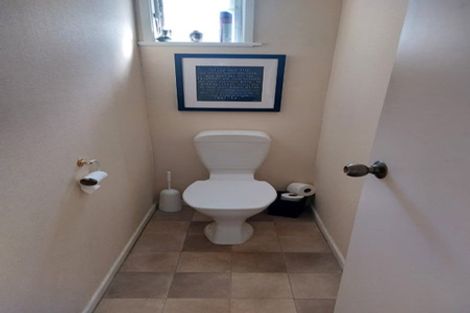 Photo of property in 14 Barnfield Place, Glendene, Auckland, 0602