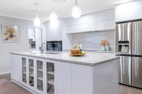 Photo of property in 14 Wangapeka Way, Aotea, Porirua, 5024