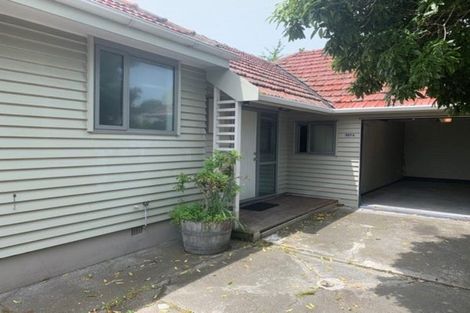 Photo of property in 307 Riccarton Road, Upper Riccarton, Christchurch, 8041