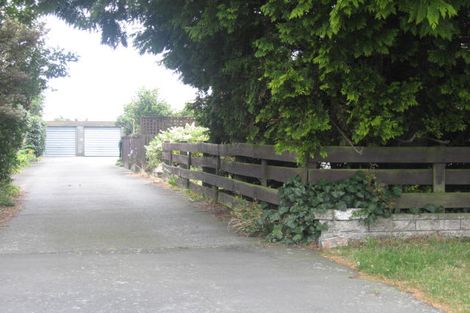 Photo of property in 2/8 Bowen Street, Upper Riccarton, Christchurch, 8041