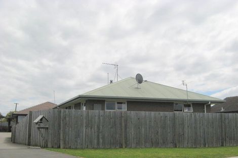 Photo of property in 19 James Drive, Woodend, 7610