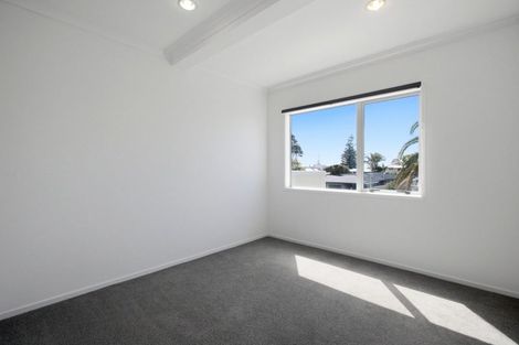 Photo of property in 16a Dickson Road, Papamoa Beach, Papamoa, 3118