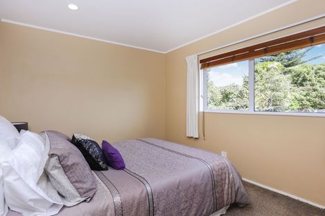 Photo of property in 8 Woodfern Crescent, Titirangi, Auckland, 0604