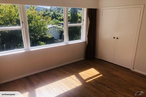 Photo of property in 30 Holborn Drive, Stokes Valley, Lower Hutt, 5019