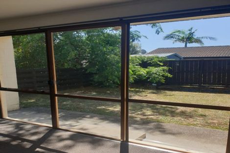 Photo of property in 12 Pohutukawa Place, Ellerslie, Auckland, 1051