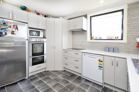 Photo of property in 20 Liemen Street, Otautau, 9610