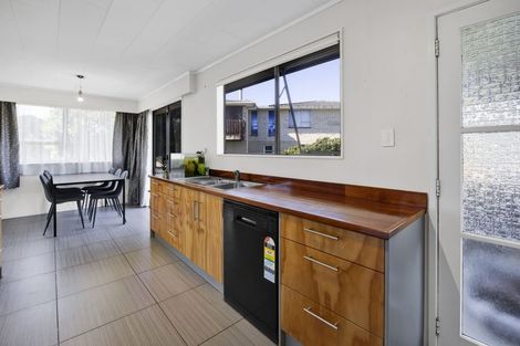 Photo of property in 15 Wilson Road, Opunake, 4616