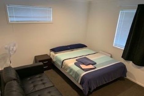 Photo of property in 4/9 Hibiscus Avenue, Hamilton Lake, Hamilton, 3204