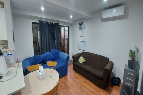 Photo of property in 20c Kohekohe Street, New Lynn, Auckland, 0600