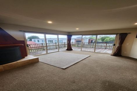 Photo of property in 13a Hebron Road, Waiake, Auckland, 0630