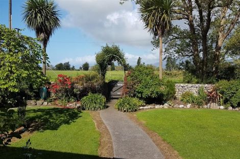 Photo of property in 50 Brunnings Road, Carters Beach, Westport, 7892