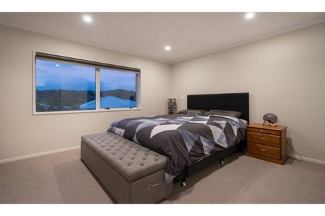 Photo of property in 6 Vincent Mcgrath Crescent, Swanson, Auckland, 0614