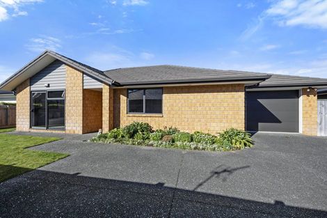 Photo of property in 7 Nukuroa Close, Waitara, 4320