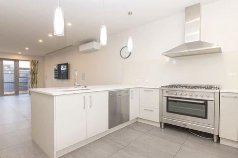 Photo of property in 2/31 Lyndon Street, Riccarton, Christchurch, 8041