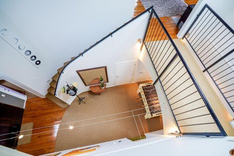 Photo of property in 16 La Lena Grove, Fitzherbert, Palmerston North, 4410