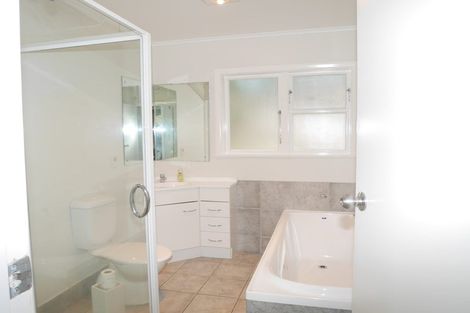 Photo of property in 84 Ruapehu Street, Paraparaumu, 5032