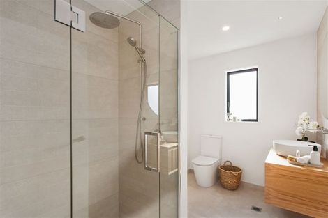 Photo of property in 8 Francis Mill Grove, Westmorland, Christchurch, 8025