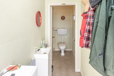 Photo of property in 26 Egmont Street, Castlecliff, Whanganui, 4501