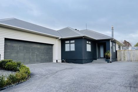 Photo of property in 7 Clovelly Street, Brooklands, New Plymouth, 4310