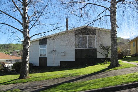 Photo of property in 6 Korimako Place, Taihape, 4720