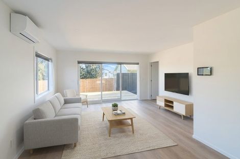 Photo of property in 23a Crosby Road, West Harbour, Auckland, 0618