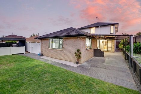 Photo of property in 6 Coral Court, Gulf Harbour, Whangaparaoa, 0930