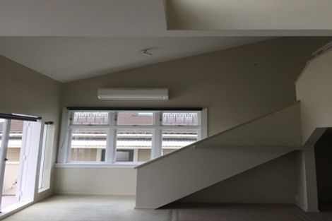 Photo of property in 15 Kerr Street, Devonport, Auckland, 0624