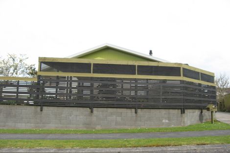 Photo of property in 25 Kowhai Street, Inglewood, 4330