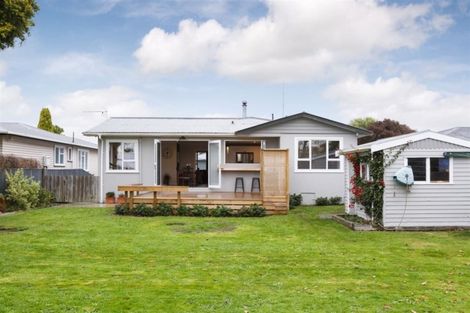 Photo of property in 5 Ilford Place, Awapuni, Palmerston North, 4412