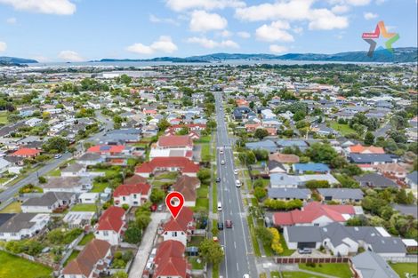 Photo of property in 2/74 Waiwhetu Road, Waiwhetu, Lower Hutt, 5010