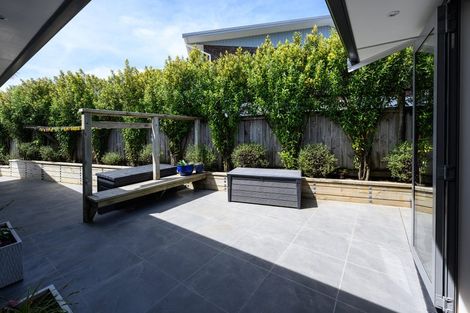 Photo of property in 18c Montana Place, Merrilands, New Plymouth, 4312