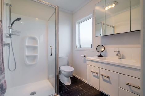 Photo of property in 2 Morocco Terrace, Kelvin Grove, Palmerston North, 4414