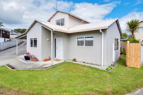 Photo of property in 4/372 Whangaparaoa Road, Stanmore Bay, Whangaparaoa, 0932