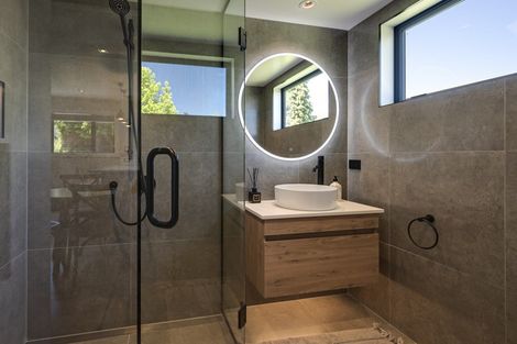 Photo of property in 6 Boundary Street, Arrowtown, 9302