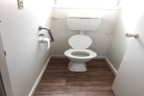 Photo of property in 32 Barbary Avenue, Kelston, Auckland, 0602